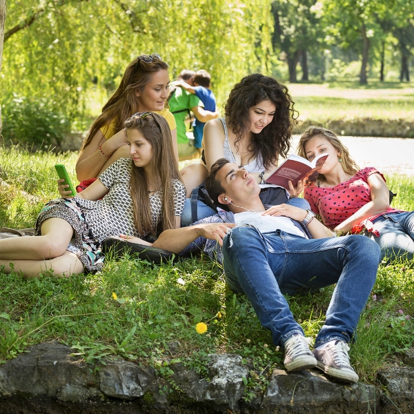 https://velizo.sk/termekkategoria/szepsegapolas-egeszseg/